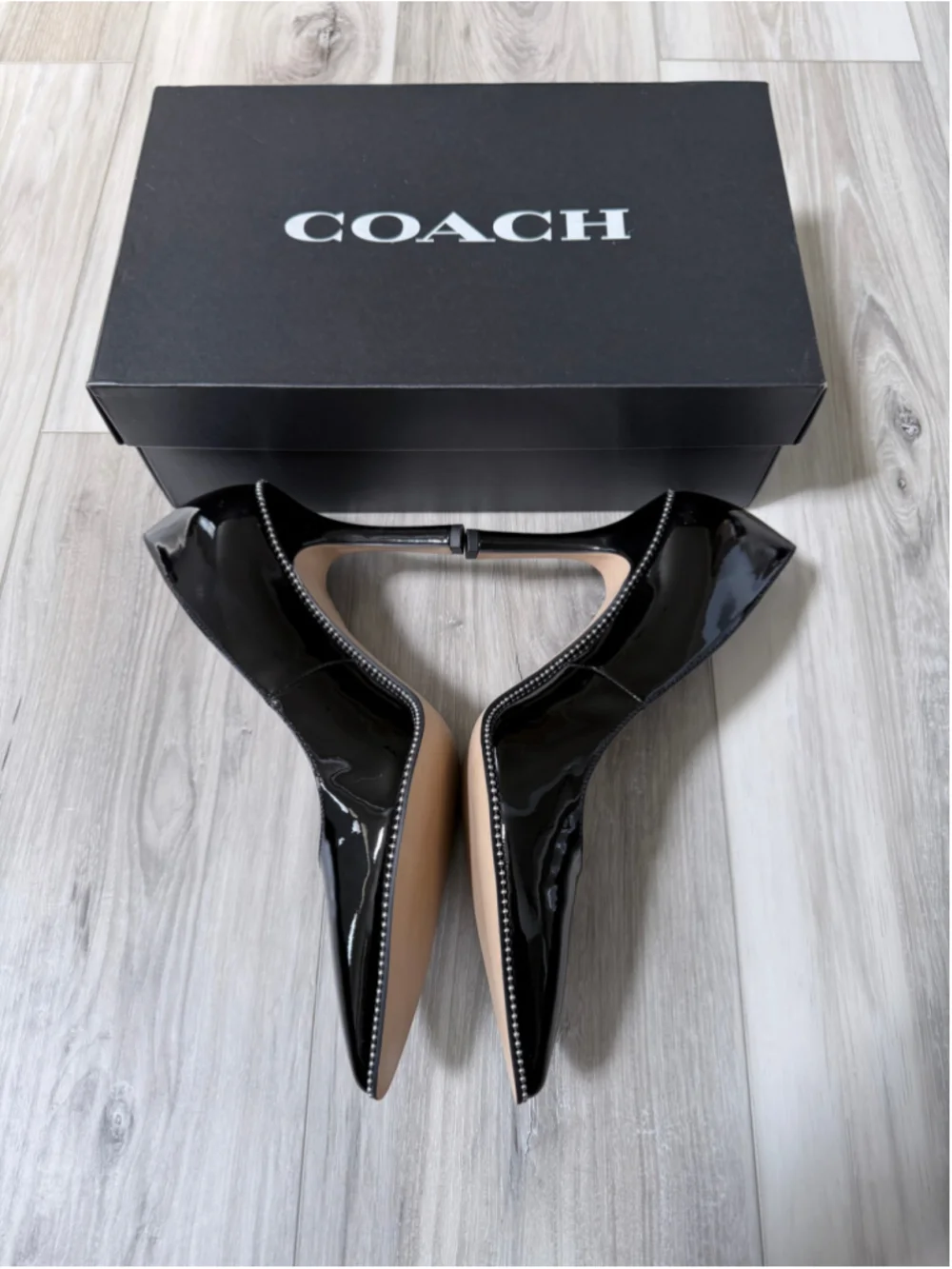 Coach Samantha Patent Leather Pumps Black Pointed Toe Studded Heels 9.5B NIB